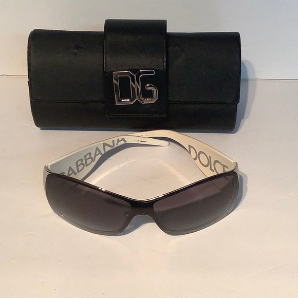 Dolce & Gabbana sunglasses main image 9